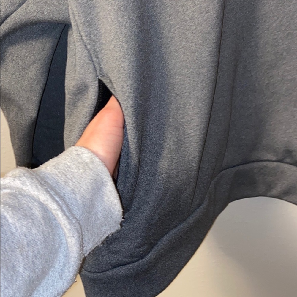 Nike pull over - Picture 3 of 6